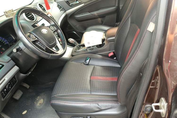 Used BYD S7 2015 2.0T Automatic Prestige Model