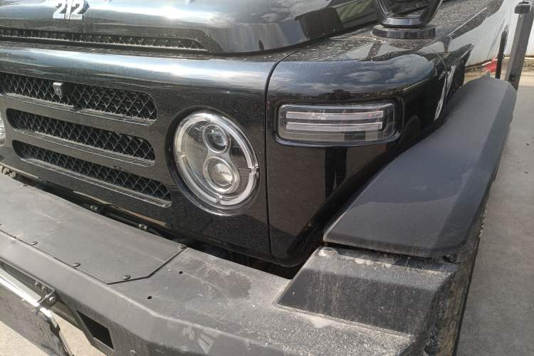 Used 212 T01 2024 2.0T Explorer
