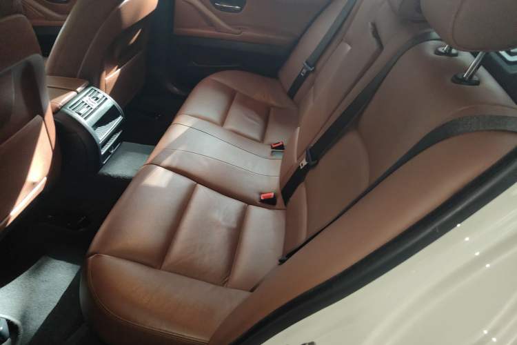 Used BMW 5 Series 2015 520i Elegant Edition