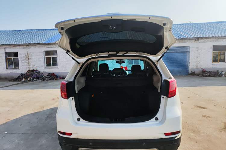 Used GAC Trumpchi GS5 Super 2016 2.0L Manual Two-Wheel Drive Comfort Edition
