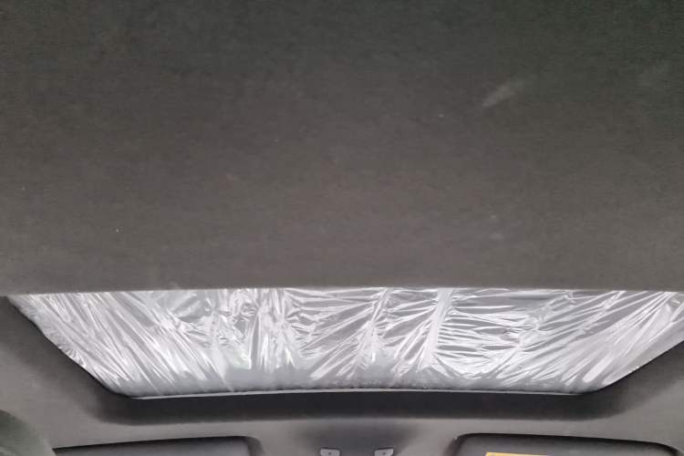 Used Roewe D6 2025 520km Luxury Edition Headliner