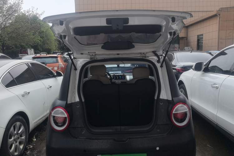 Used CHANGAN NEVO Lumin 2022 210km Sweet Edition Trunk