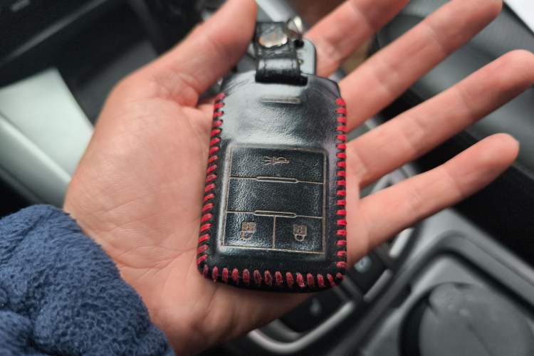 Used Chevrolet Captiva 2015 2.4L 4x4 Flagship Edition 7-Seater