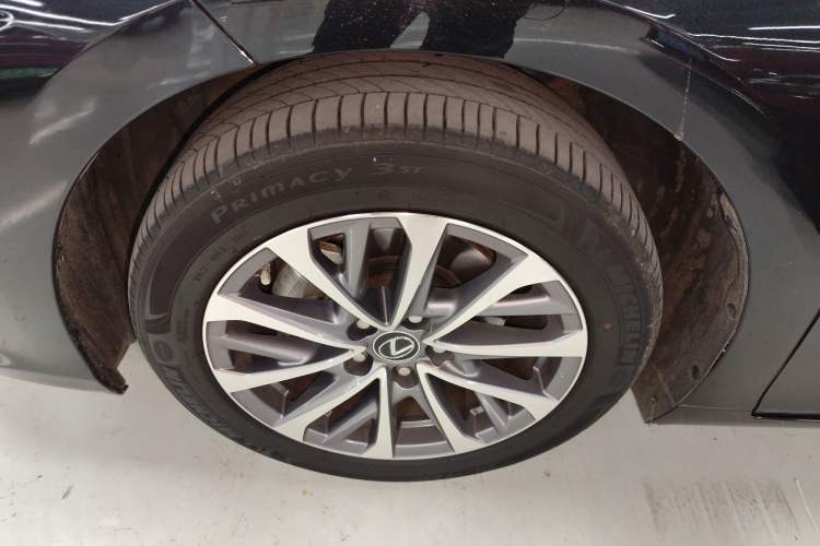 Used Lexus ES 2023 200 Excellence Edition