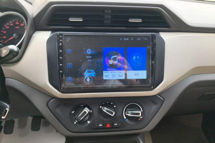 Used Wuling Hongguang 2018 1.5L S Standard Version L2B Audio And AC Panel