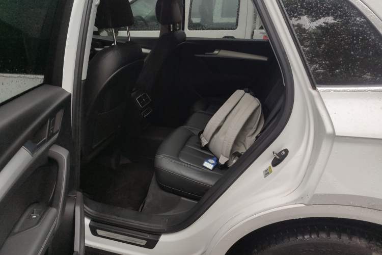 Used Audi Q5L 2020 Updated 40 TFSI Prestige Fashion Edition Left Rear Seat