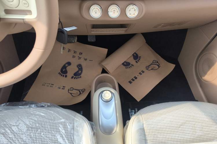 Used Wuling Hongguang MINIEV 2025 Four-Door Version Advanced Edition