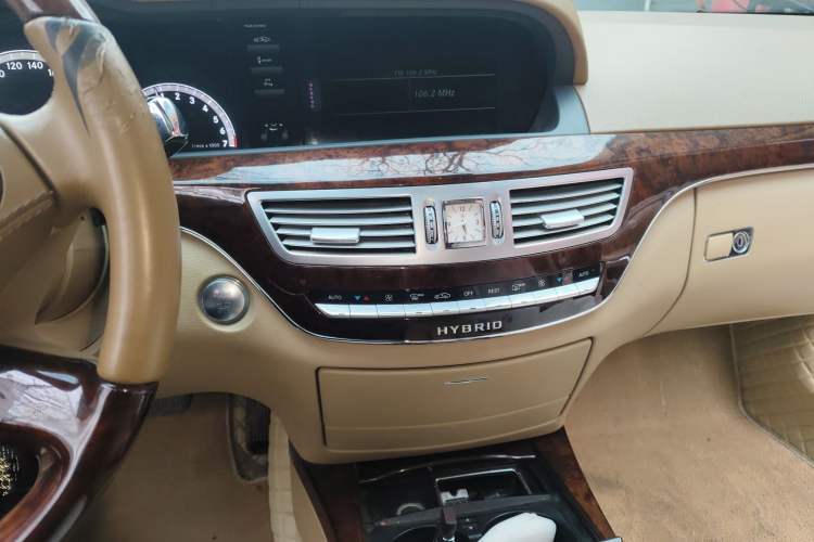 Used Mercedes-Benz S-Class 2010 S 400 L HYBRID