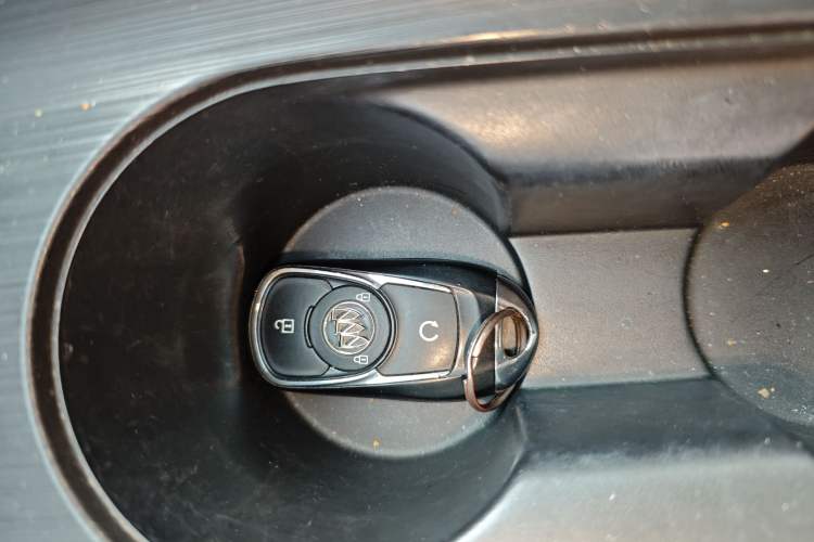 Used Buick Velite 6 2022 Connected Fashion PLUS