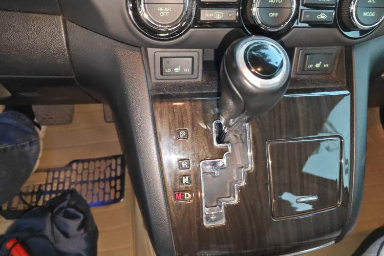 Used Mazda Mazda 8 2015 2.5L Flagship Edition
