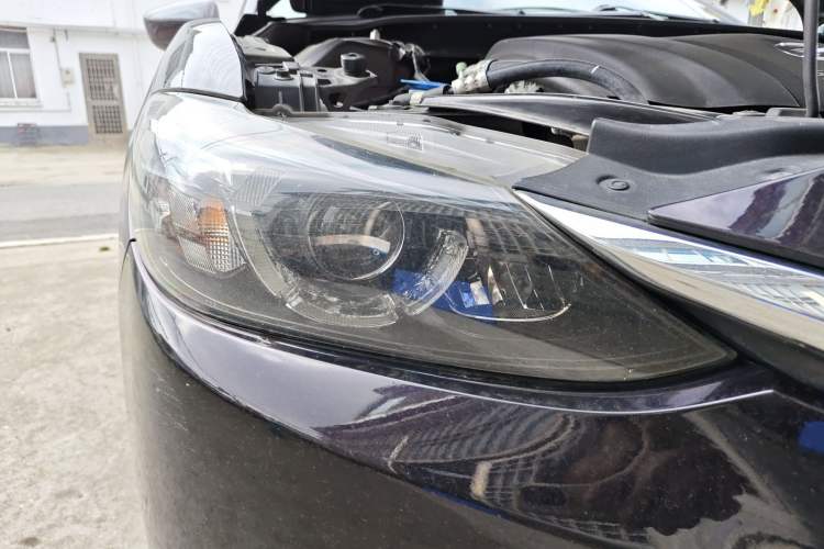 Used Mazda Atenza 2017 2.0L Blue Sky Luxury Edition Right Front Headlight