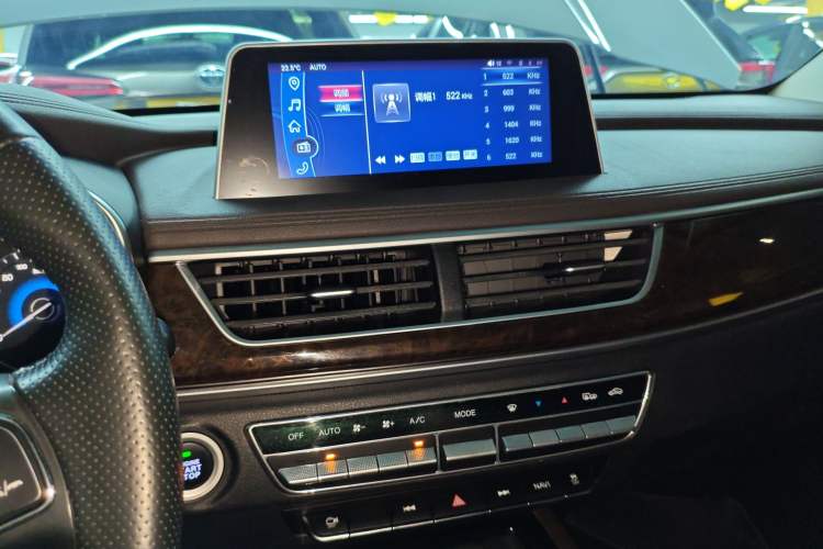 Used Dongfeng Fengon 580 2018 1.5T CVT Luxury Model Audio And AC Panel