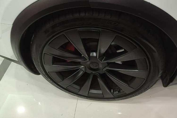 Used Tesla Model X 2023 Three-Motor All-Wheel-Drive Plaid Version
