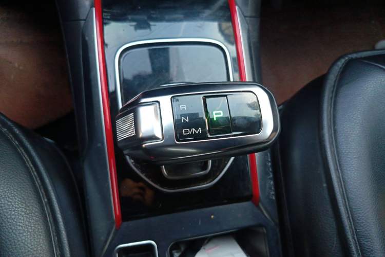 Used Haval H2 2018 Blue Label 1.5T Dual-Clutch Two-Wheel-Drive Elite Model