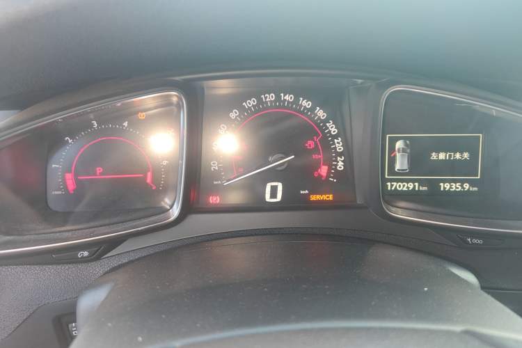 Used DS 5 2014 1.6T Luxury Edition THP160
