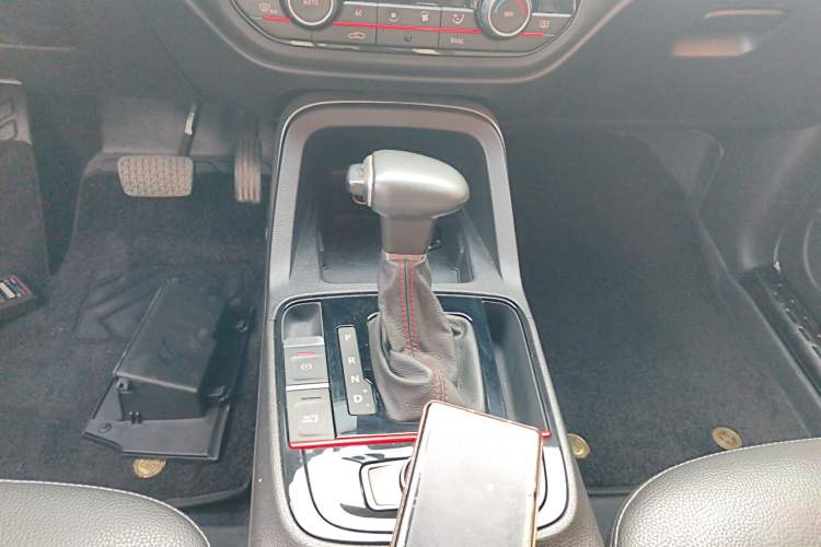 Used Qoros 5 2018 Revised 1.6T Automatic Luxury Version