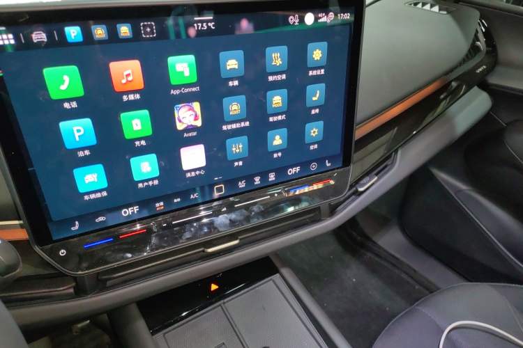 Used Volkswagen ID.UNYX 2025 Pure Model
