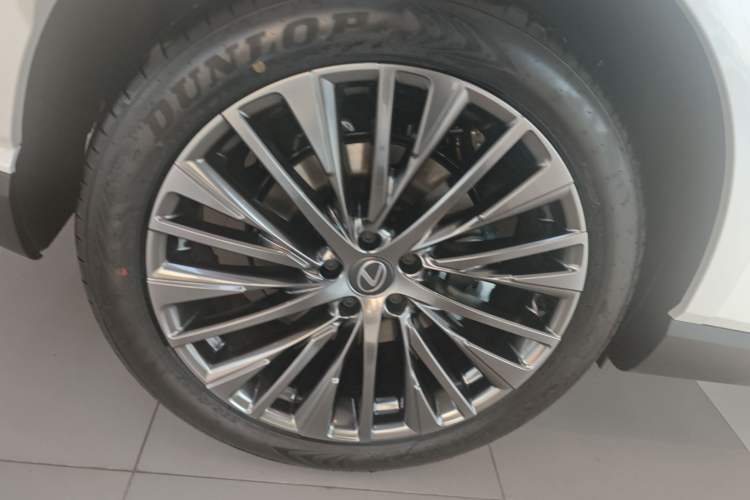 Used Lexus RX 2026 Model 350h Four-Wheel-Drive Chunxiang Edition
