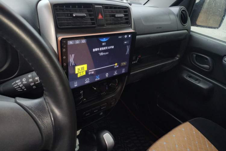 Used Suzuki Jimny 2015 1.3 AT JLX Audio And AC Panel