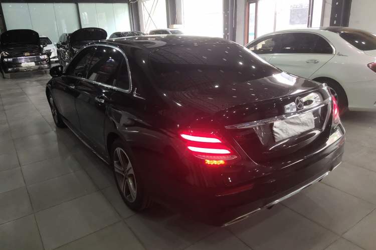Used Mercedes-Benz E-Class 2019 E 260 L Sport Edition
