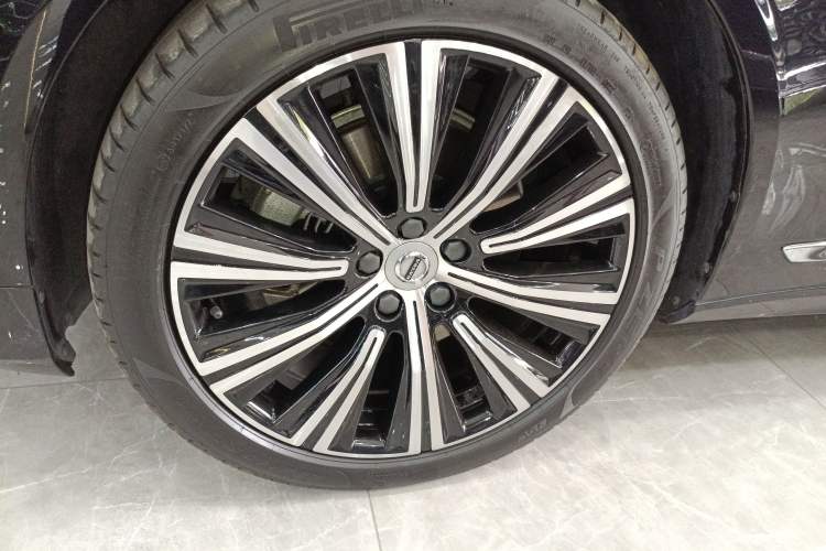 Used Volvo S90 2022 B5 Zhiyuan Luxury Edition