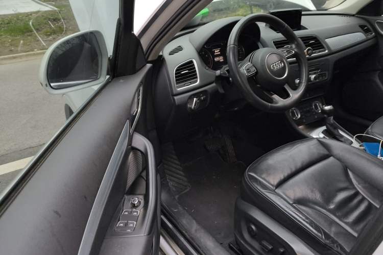 Used Audi Q3 2016 30 TFSI Collector's Edition Comfort Model Driver Seat