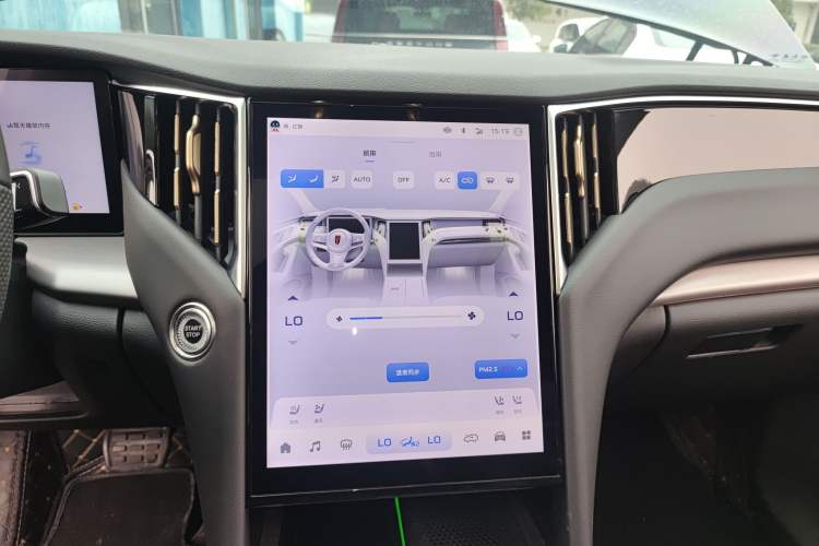 Used Hongqi HS7 PHEV 2024 2.0T PHEV Four-Wheel Drive Flagship Edition 6 Seats