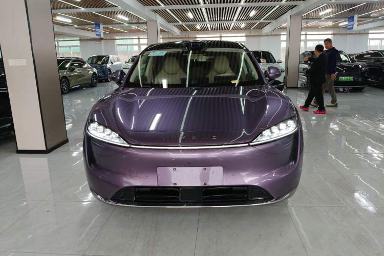 Used Hima Luxeed R7 2024 All-Electric 736 km Ultra Front