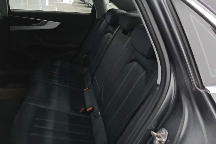 Used Audi A4L 2022 40 TFSI Fashion Dynamic Model Left Rear Seat