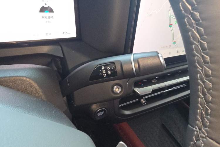 Used Tank 300 New Energy 2025 Hi4-T
