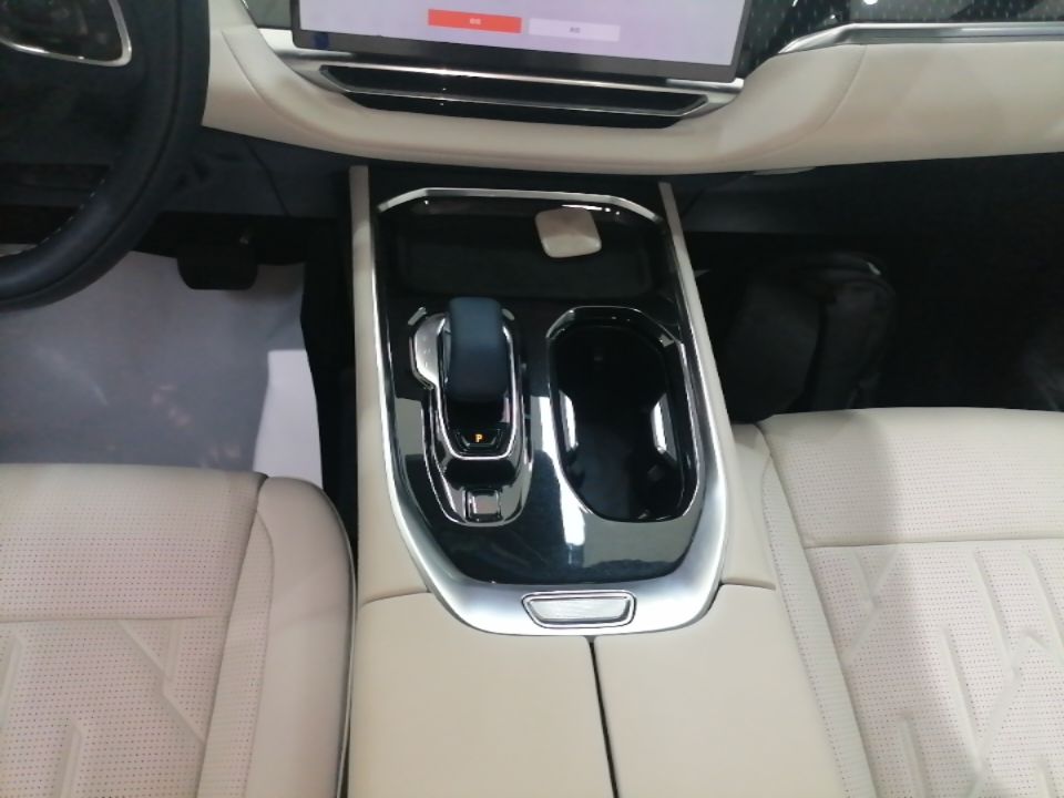 Zeekr 009 2024 Six-Seat Executive Version 4WD 108 kWh — снимка 16