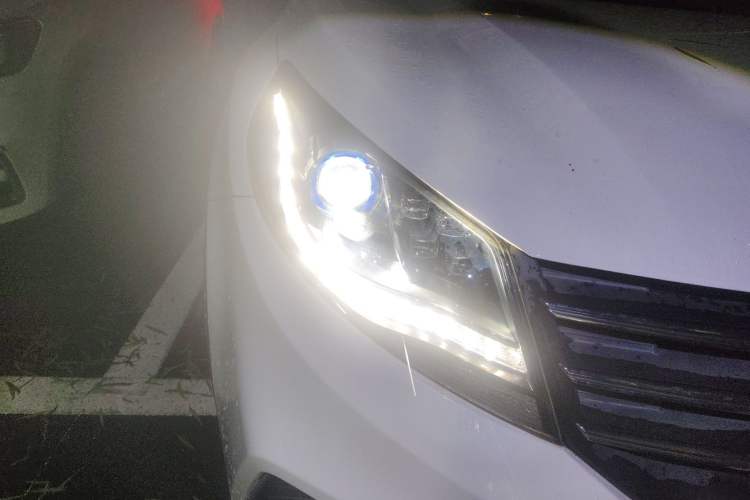 Used Dongfeng Fengon 580 2017 1.5T CVT Smart Style Model