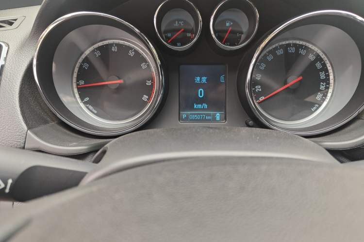 Used Buick Regal 2015 1.6T Leading Technology Model
