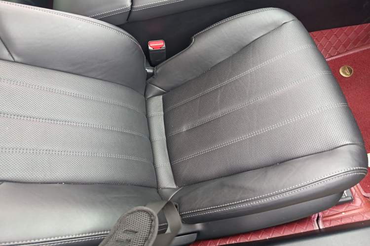 Used Mazda Atenza 2020 2.0L Blue Sky Luxury Edition