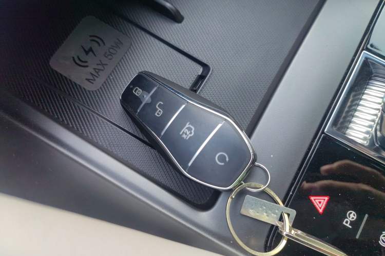 Used BYD Song PLUS New Energy 2025 DM-i Smart Drive 112KM Prestige Model