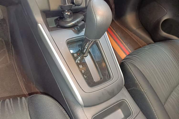Used Nissan Sylphy 2024 Facelifted Three Classic 1.6XE CVT Comfort Edition Gear Lever