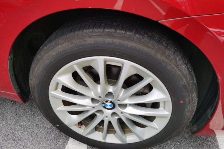 Used BMW 2 Series Active Tourer 2018 218i Leading Model Right Front Wheel Hub