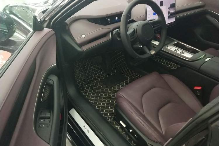 Used Xiaomi Auto SU7 2024 Rear-Drive Standard Founder Edition
