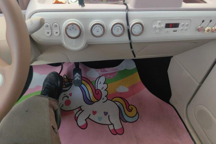 Used Bestune Pony 2026 222km Colorful Horse Audio And AC Panel