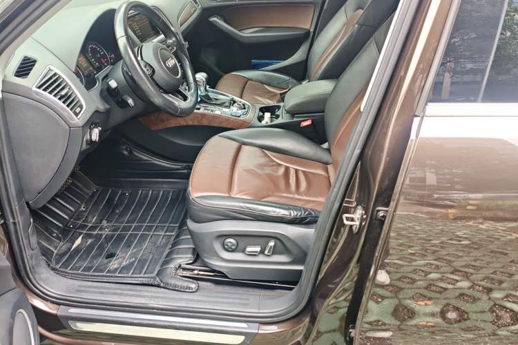 Used Audi Q5 2016 40 TFSI Comfort Model