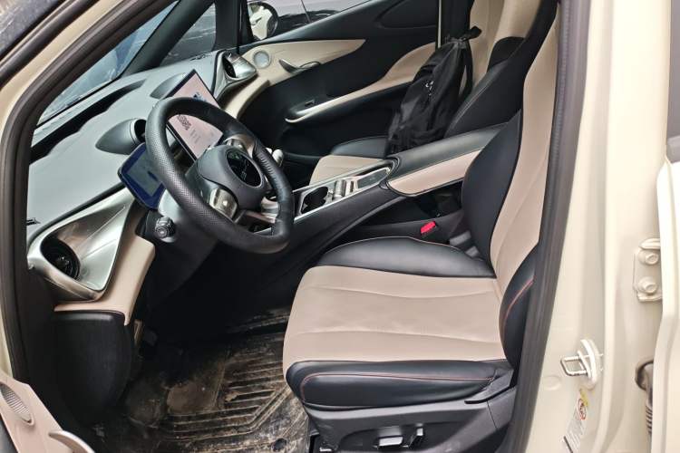 Used BYD Dolphin 2023 420 km Fashion Edition
