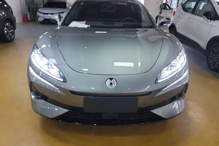 Used Denza Z9GT 2024 1100 Four-Wheel Drive Max Edition
