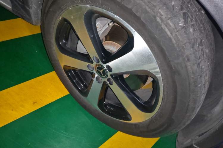 Used Mercedes-Benz GLC 2018 GLC 260 4MATIC Luxury Model