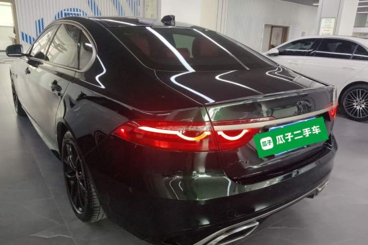 Used Jaguar XFL 2023 XFL 2.0T P250 Two-Wheel-Drive Elite Sport Gold Edition
