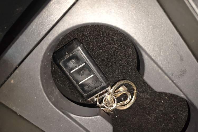 Used BYD Yuan New Energy 2019 EV360 Smart Connect Enjoyment Model
