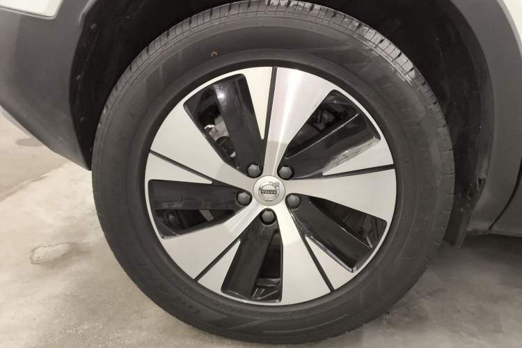 Used Volvo XC40 2024 B3 Zhiyuan Luxury Edition