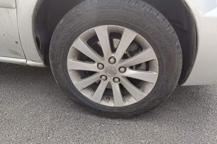 Used Buick GL8 2012 2.4L BASE Comfort Edition
