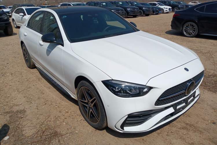 Used Mercedes-Benz C-Class 2024 Facelifted C-Class 260 L Night Edition Sports Version Exterior 1