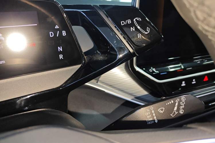 Used Volkswagen ID.4 CROZZ 2022 Long-Range PURE+ Edition