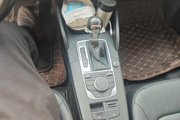 Used Audi A3 2015 Sportback 35 TFSI Millionth Anniversary Comfort Model
